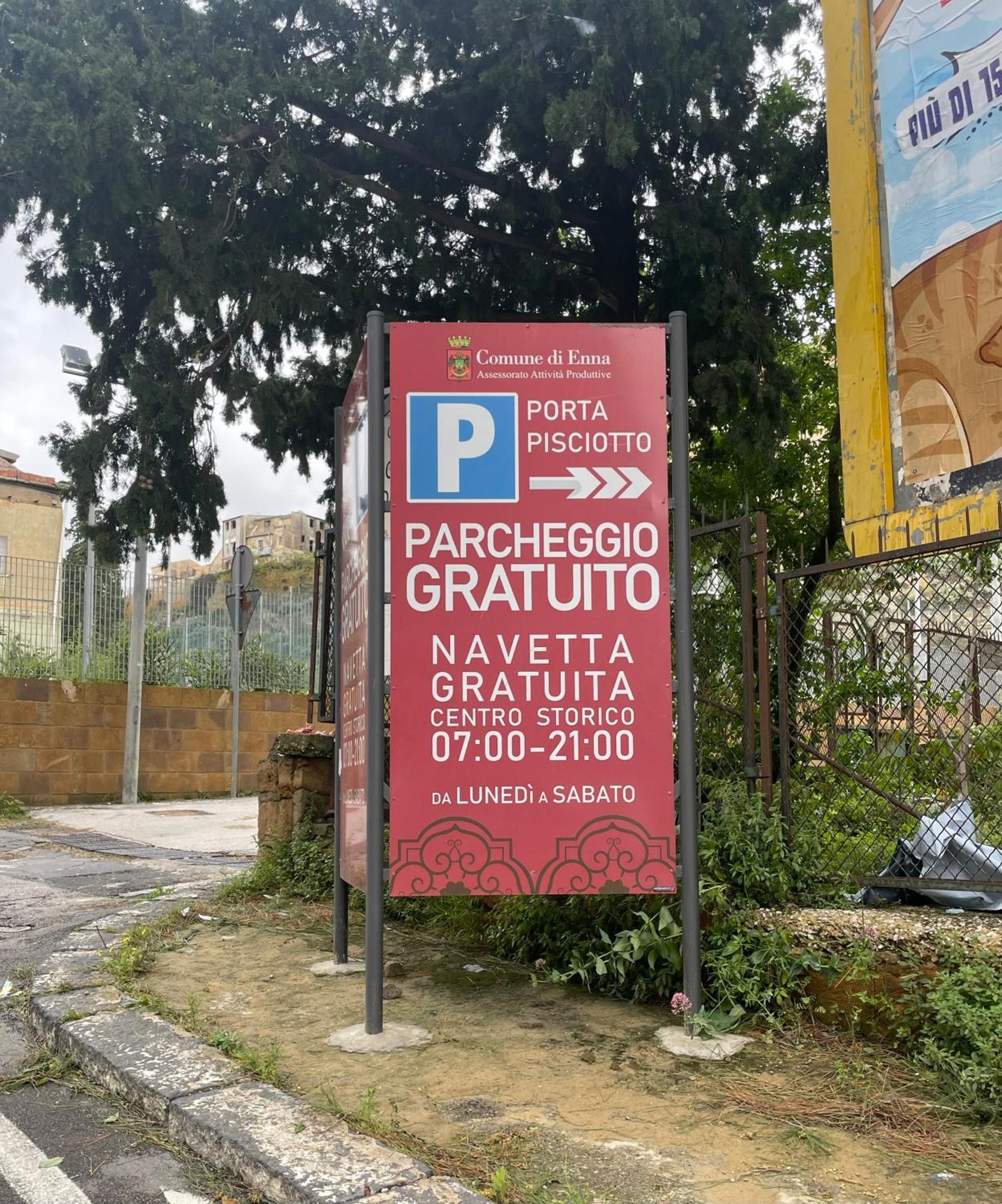 La Casa Sulla Piazza Apartamento Enna Exterior foto